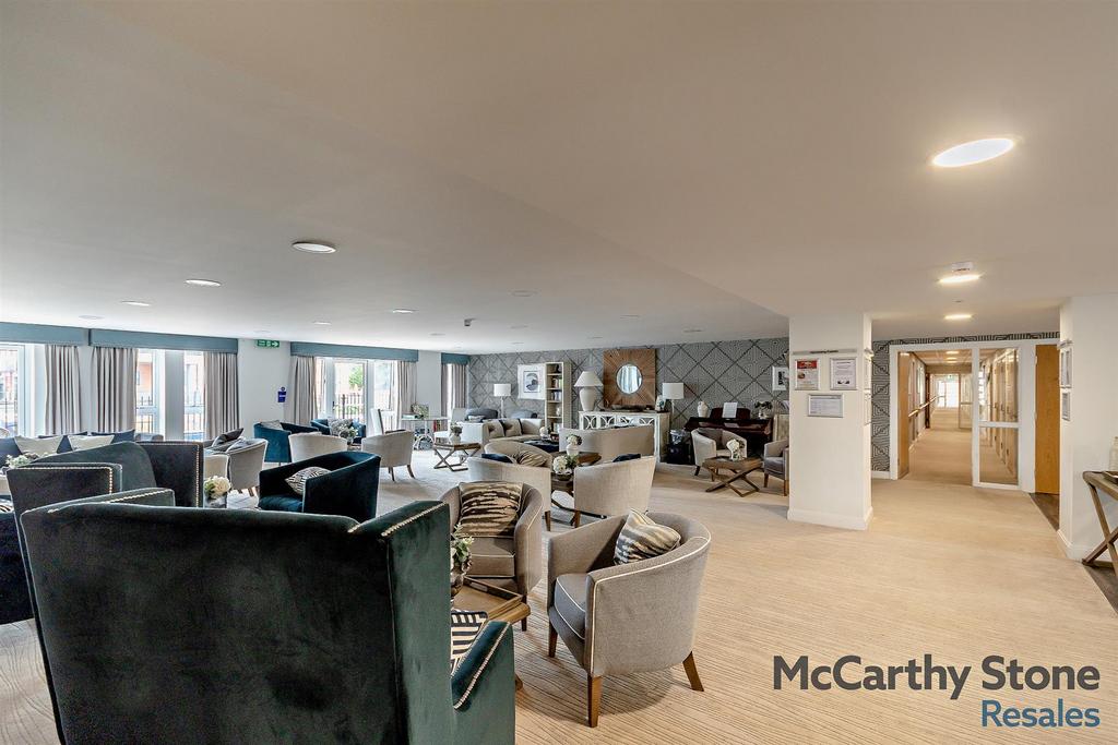 Homeowners Lounge
