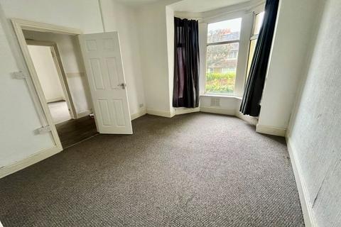 1 bedroom ground floor flat for sale, Holton Road, Barry CF63
