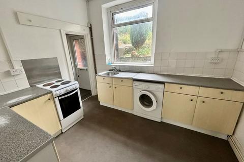 1 bedroom ground floor flat for sale, Holton Road, Barry CF63
