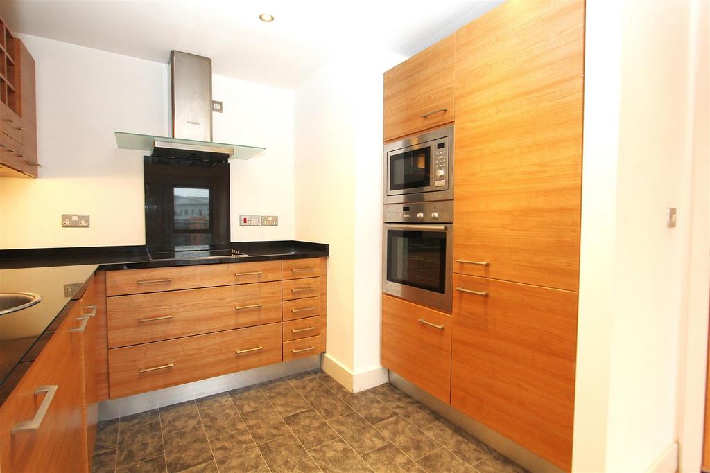 Kitchen .JPG