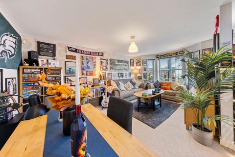 2 bedroom flat for sale, Houston Gardens, Great Sankey, WA5