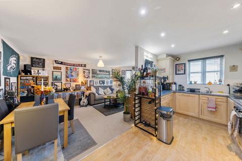 2 bedroom flat for sale, Houston Gardens, Great Sankey, WA5