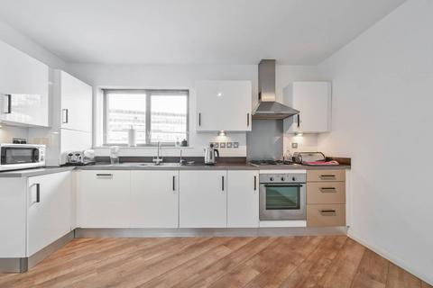 York Way, Camden, London, N7