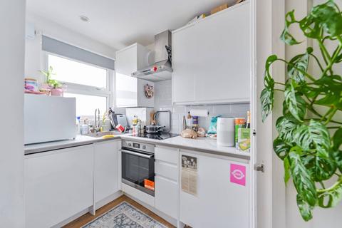 1 bedroom flat for sale, Saltram Crescent, Queen's Park, London, W9