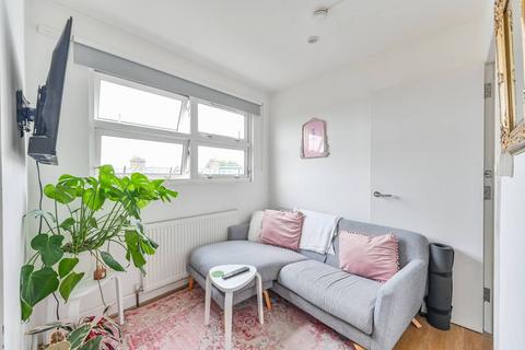 Saltram Crescent, Queen's Park, London, W9