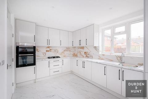 undefined, Annalee Gardens, South Ockenden, RM15