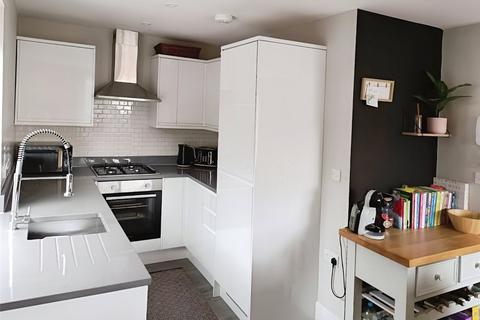2 bedroom flat for sale, Westminster Road, Greater Manchester M28