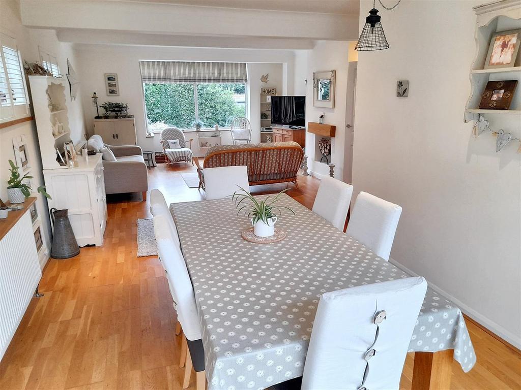 Living / dining room