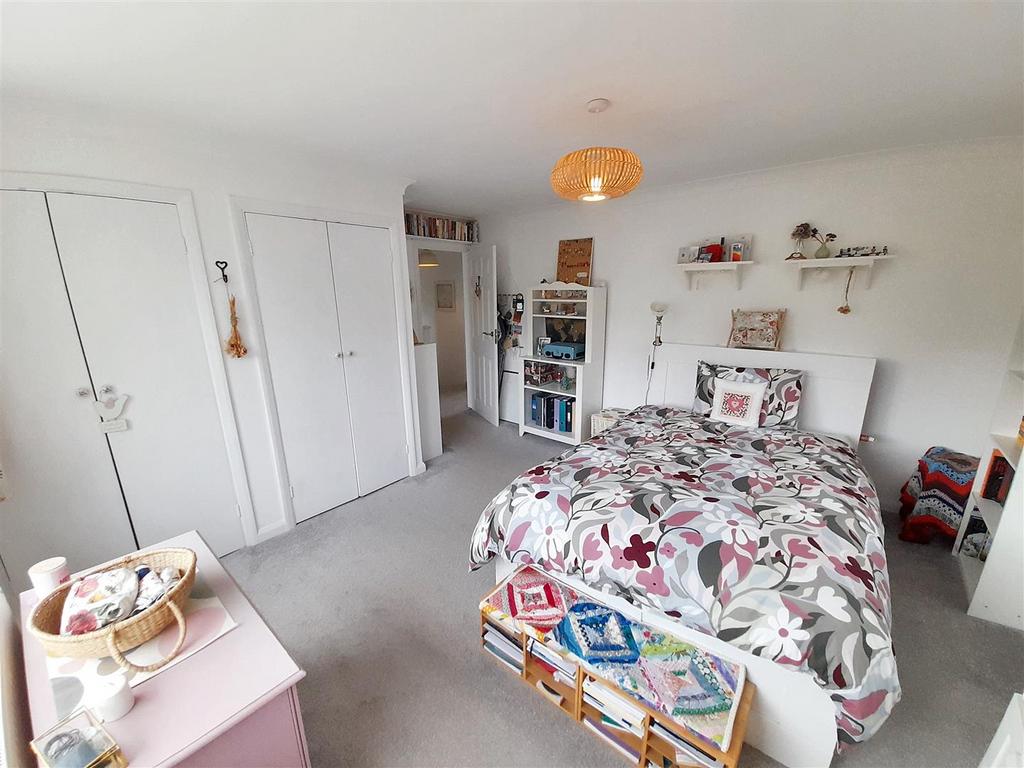 Bedroom 1a new.jpg