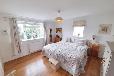 Streatley Lake Lane, Barnham, Bognor Regis, PO22 0AD
