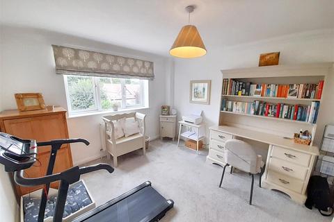 Streatley Lake Lane, Barnham, Bognor Regis, PO22 0AD