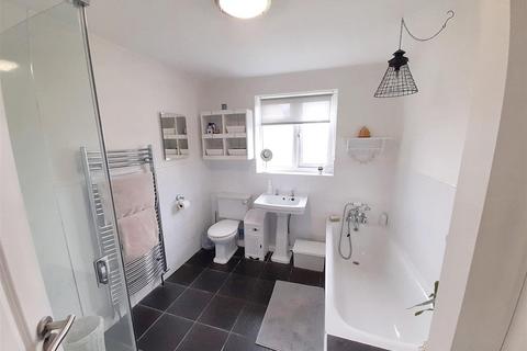 Streatley Lake Lane, Barnham, Bognor Regis, PO22 0AD