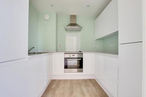 1 bedroom apartment for sale, North Close, Lymington, SO41