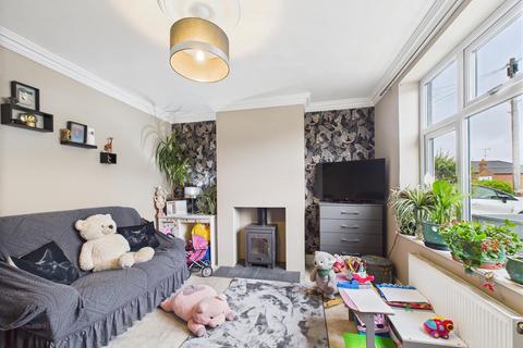 3 bedroom semi-detached house for sale, 6 Meadow Road, Driffield, YO25 5NL