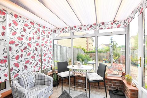 38 Jasmine Way, Trowbridge, BA14 7SW