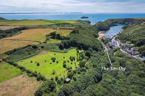 undefined, Y Gribyn, Solva SA62