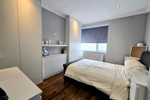 32 Botwell Crescent, Hayes, UB3 2BE