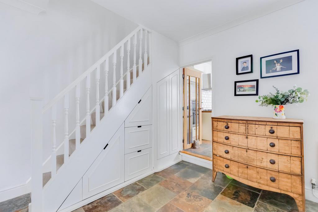 House in Cardiff, Tongwynlais - More