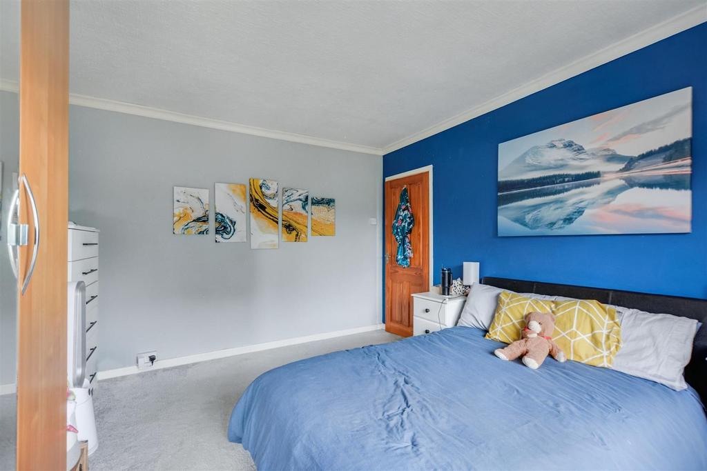 Bedroom 1 2.jpeg