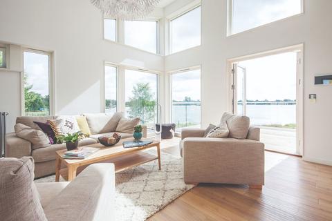undefined, Plot 38, Waters Edge