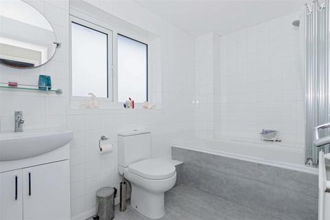 undefined, Carisbrooke Drive, Worthing