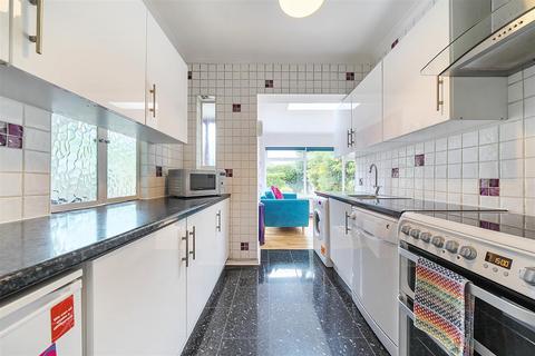 3 bedroom semi-detached house for sale, Maple Close, Petts Wood