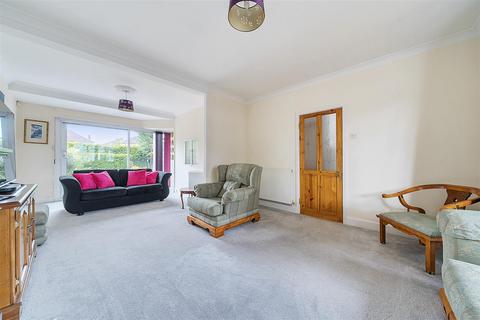 3 bedroom semi-detached house for sale, Maple Close, Petts Wood