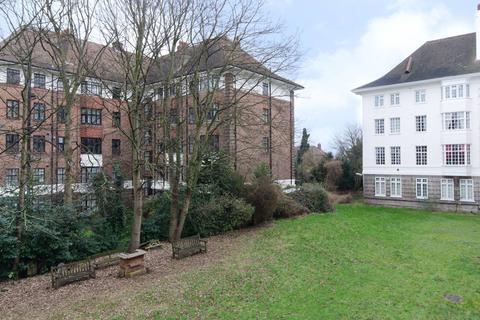 1 bedroom flat for sale, Hanger Lane, Ealing, London, W5