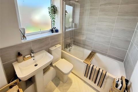 2 bedroom end of terrace house for sale, Harker Close, Nottingham NG15