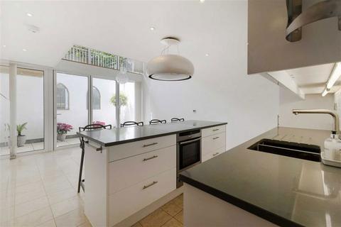 undefined, Kings Avenue, London SW4