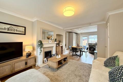 29 Broom Hall Crescent, Birmingham, B27 7JR