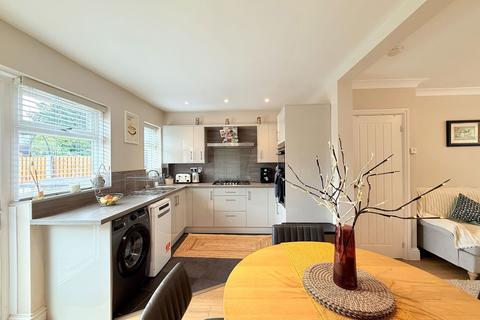 29 Broom Hall Crescent, Birmingham, B27 7JR