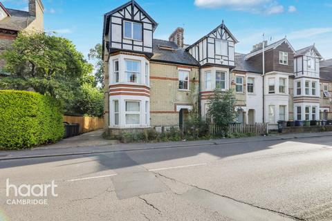 Studio for sale, Top Flat, Beaconsfield Terrace, Cambridge