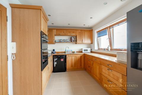 undefined, Buttlegate, Torpoint PL11