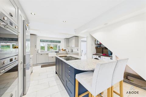32 Jacks Lane, Marchington, Uttoxeter, ST14 8LW