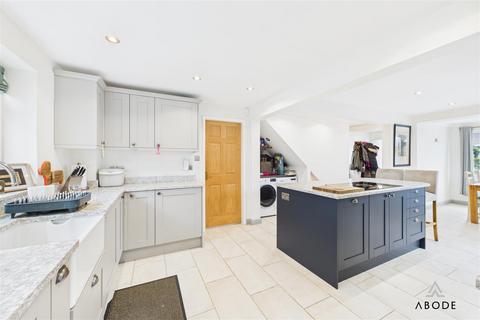 32 Jacks Lane, Marchington, Uttoxeter, ST14 8LW