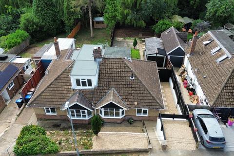 6 Bibury Crescent, Northampton, NN3 6AG