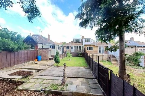 6 Bibury Crescent, Northampton, NN3 6AG