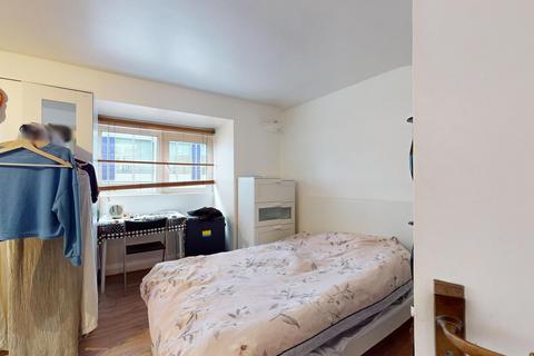 2 bedroom apartment to rent, 71A Red Lion Street LONDON WC1R 4NA