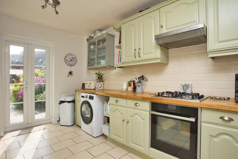 3 bedroom terraced house for sale, Church Road, Dover, Kent, CT17