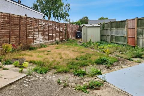 21 Brizewood, Carterton, OX18 1DE