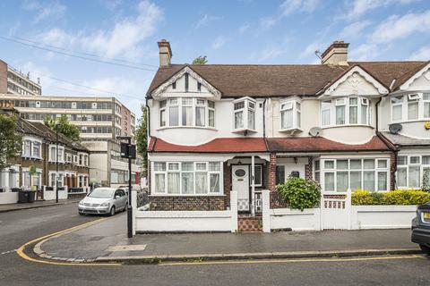 Stuart Road, Thornton Heath, CR7