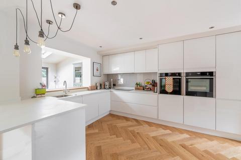 1, The Oaks Main Road, Stocksfield, NE43 7NJ
