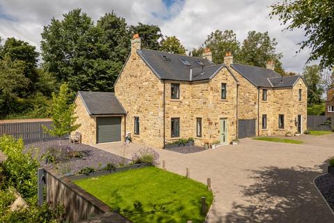 1, The Oaks Main Road, Stocksfield, NE43 7NJ