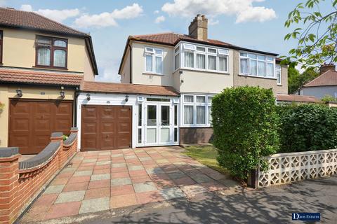 3 bedroom semi-detached house for sale, Milton Avenue, Hornchurch, RM12