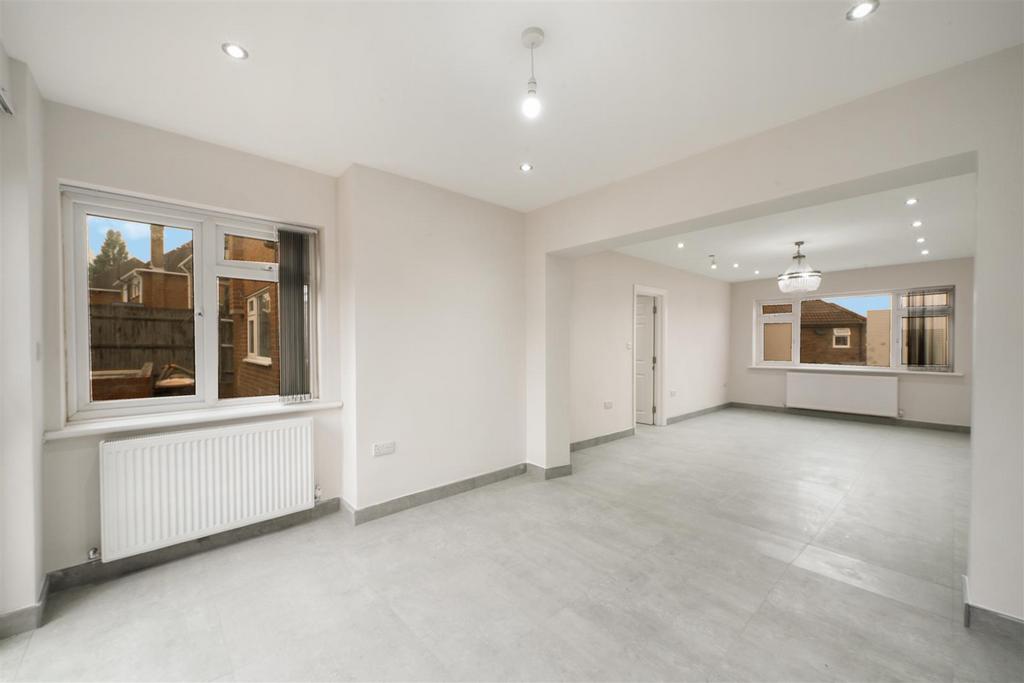 12 Kenelm Close - Yulp Cz Y1 Ygbdla HJ3l HQ.jpg