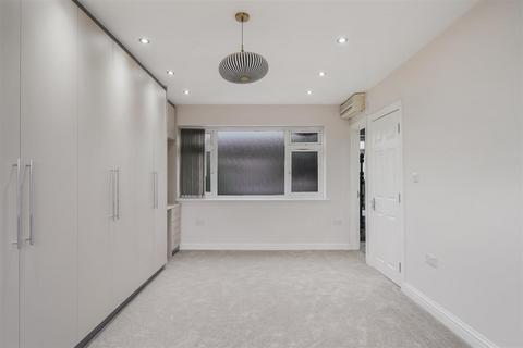 undefined, Kenelm Close, Harrow