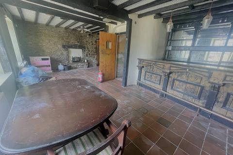 undefined, Carmarthen SA32