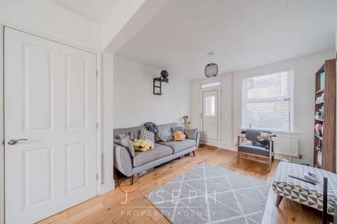 2 bedroom end of terrace house for sale, Bramford Road, Ipswich, IP1