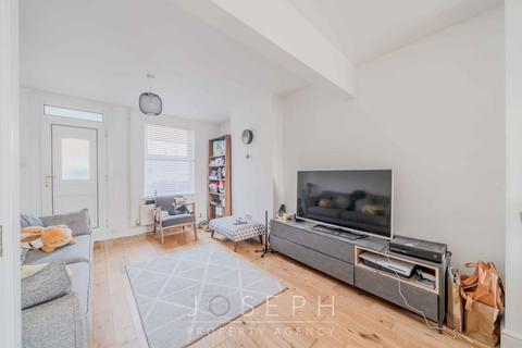 2 bedroom end of terrace house for sale, Bramford Road, Ipswich, IP1